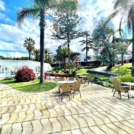 One Bedroom With Wifi, Pools And Garden In Puerto De La Cruz アパート プエルト・デ・ラ・クルス